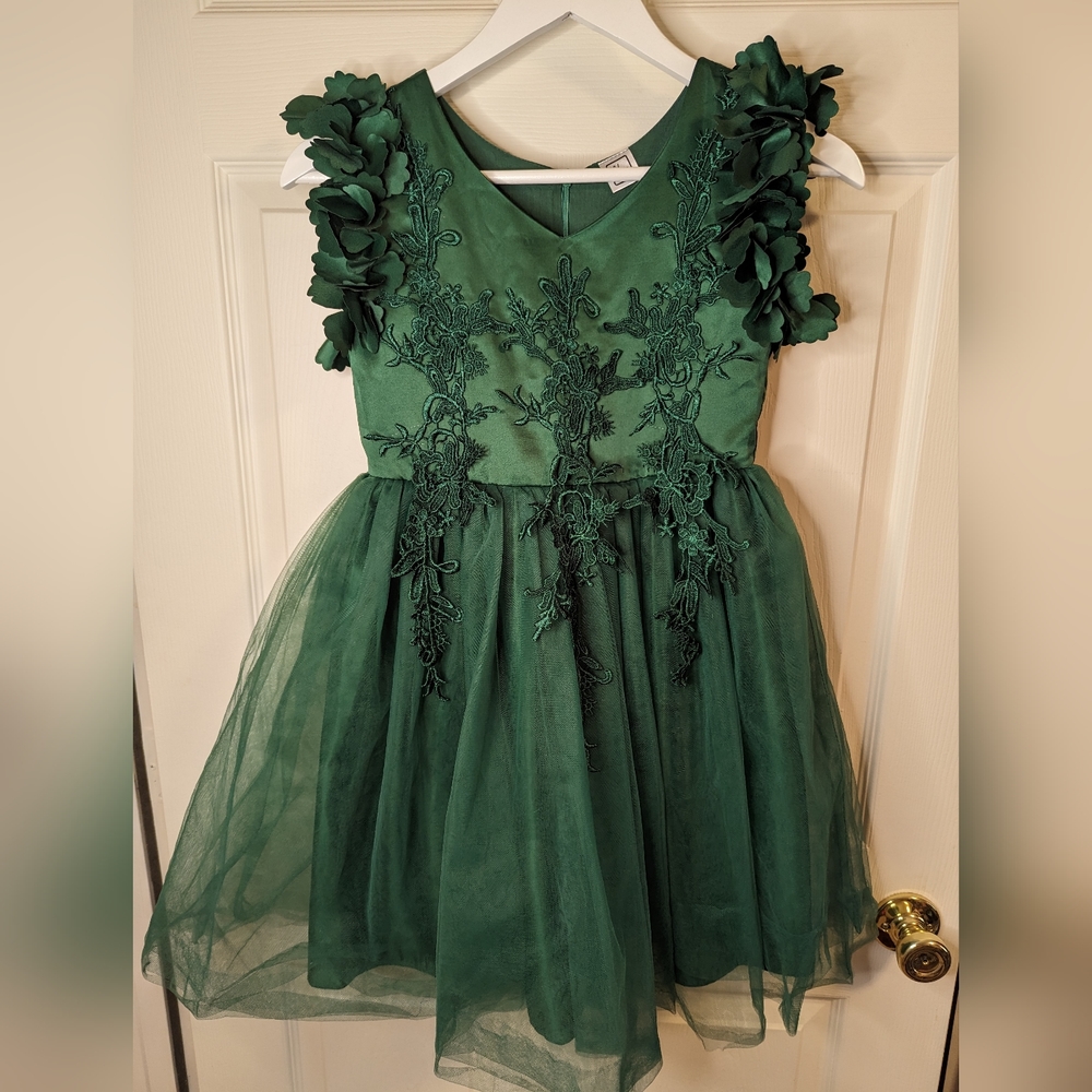 Emerald green girls dress tutu floral fairy  size 16/150 SEE MEASUREMENTS